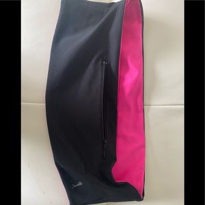 Yoga, hiking, travel reversible band with pockets